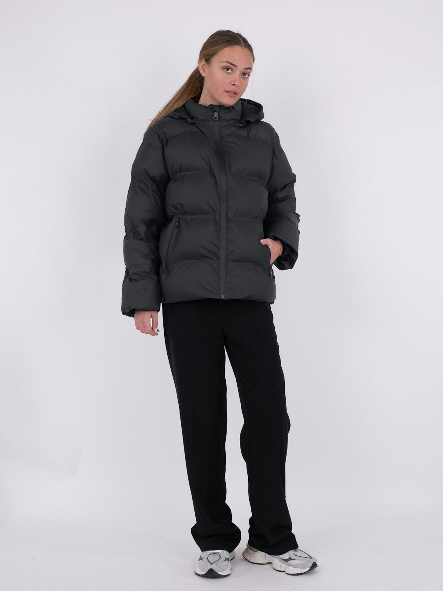 Fox C Puffer Jakke – Vanntett, Vattert og Oversized Boblejakke med Avtagbar Hette