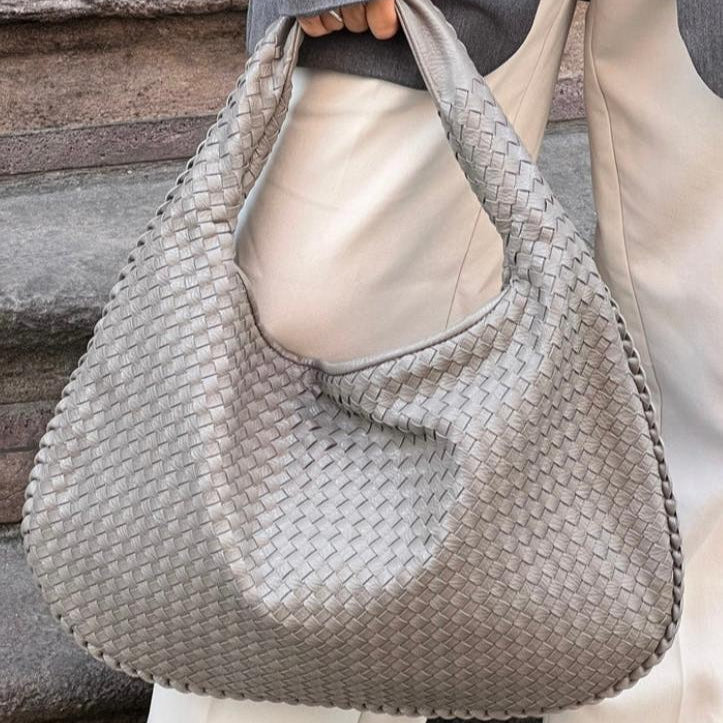Zorina Skulderveske – Elegant & Romslig Håndveske for Jobb, Reise & Hverdag | Stilren & Praktisk Design