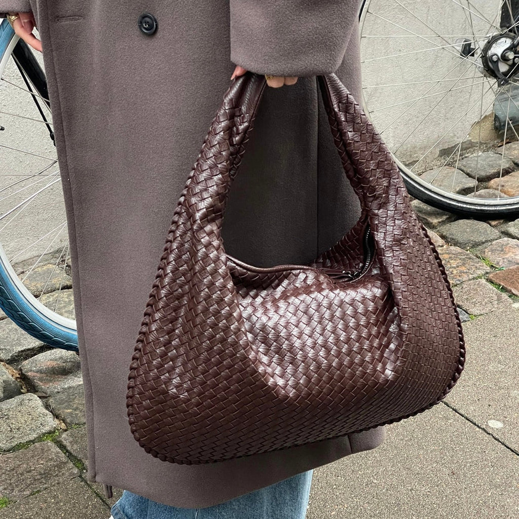 Zorina Skulderveske – Elegant & Romslig Håndveske for Jobb, Reise & Hverdag | Stilren & Praktisk Design