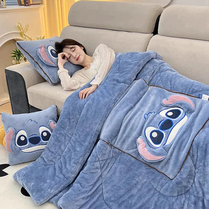 CozyNest - Teppe Med Pute