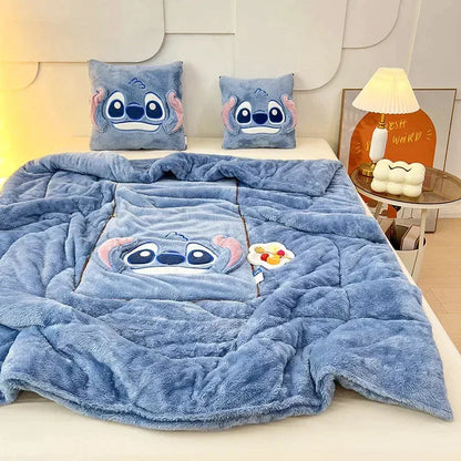 CozyNest - Teppe Med Pute