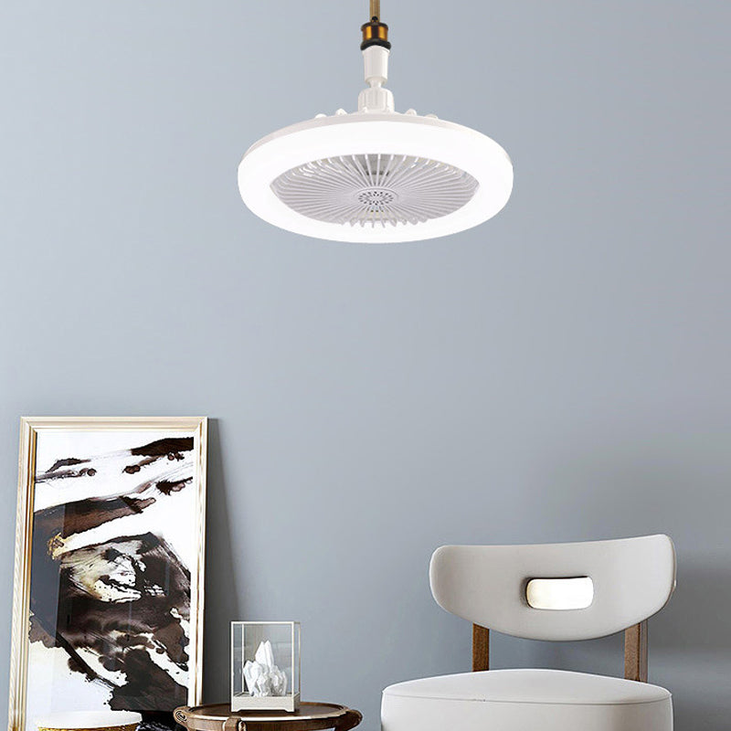 2-i-1 Aromaterapi LED-viftelampe