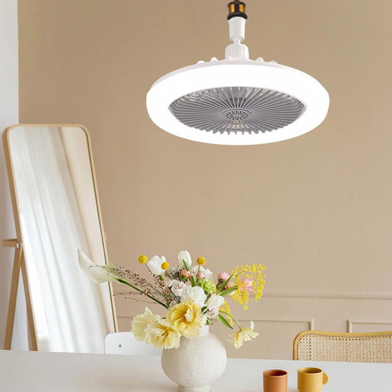 2-i-1 Aromaterapi LED-viftelampe